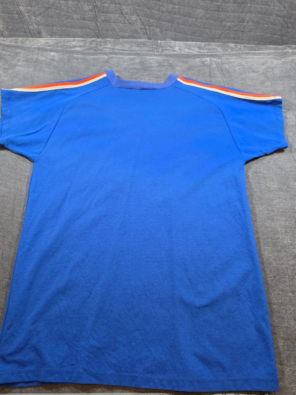 Mets Blue V-Neck T-Shirt - Picture 8 of 8